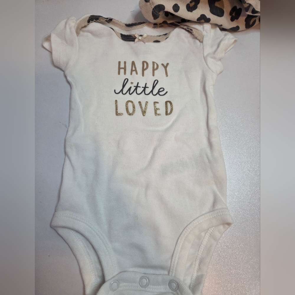 Happy Little Loved White Baby Onesie Size 3M Carters Bnw.o Tags